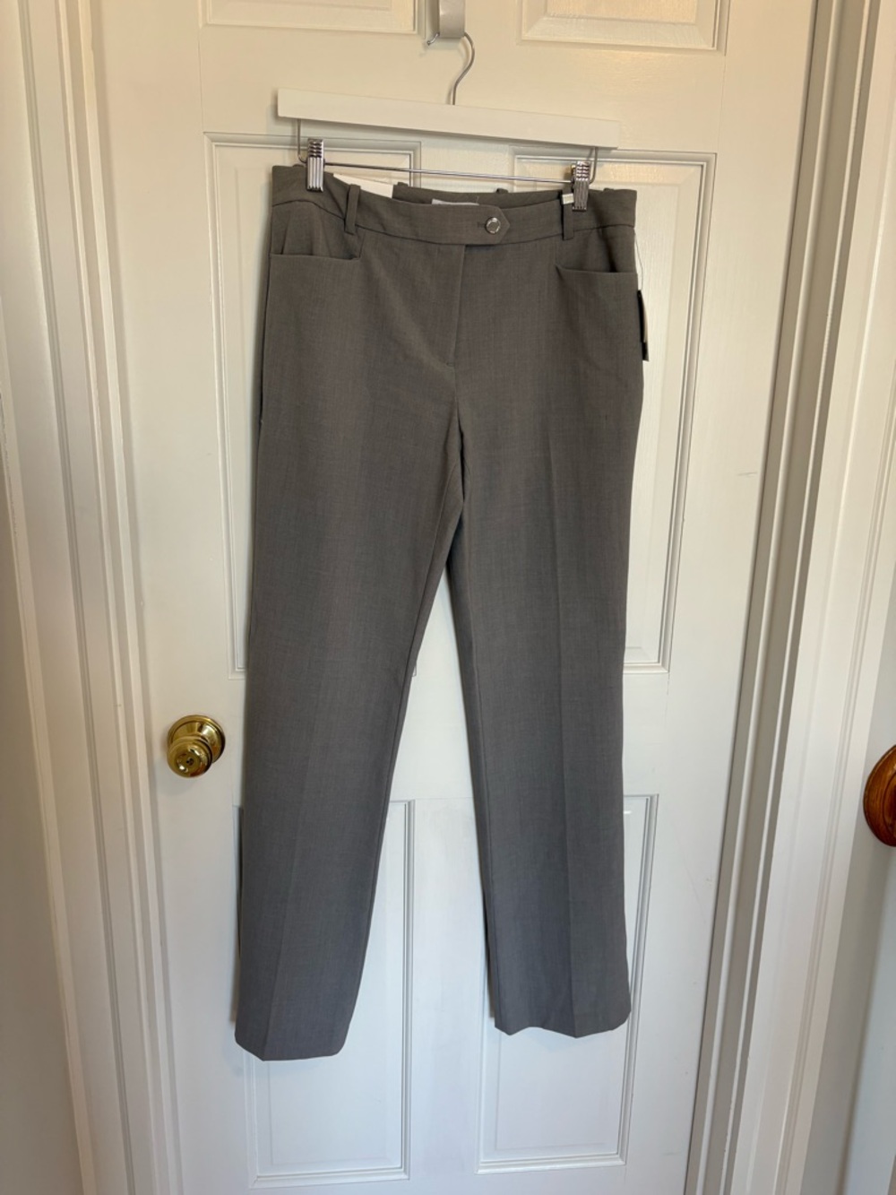 Calvin Klein Modern Fit Dress Pants - NWT - Size 6 - Gray